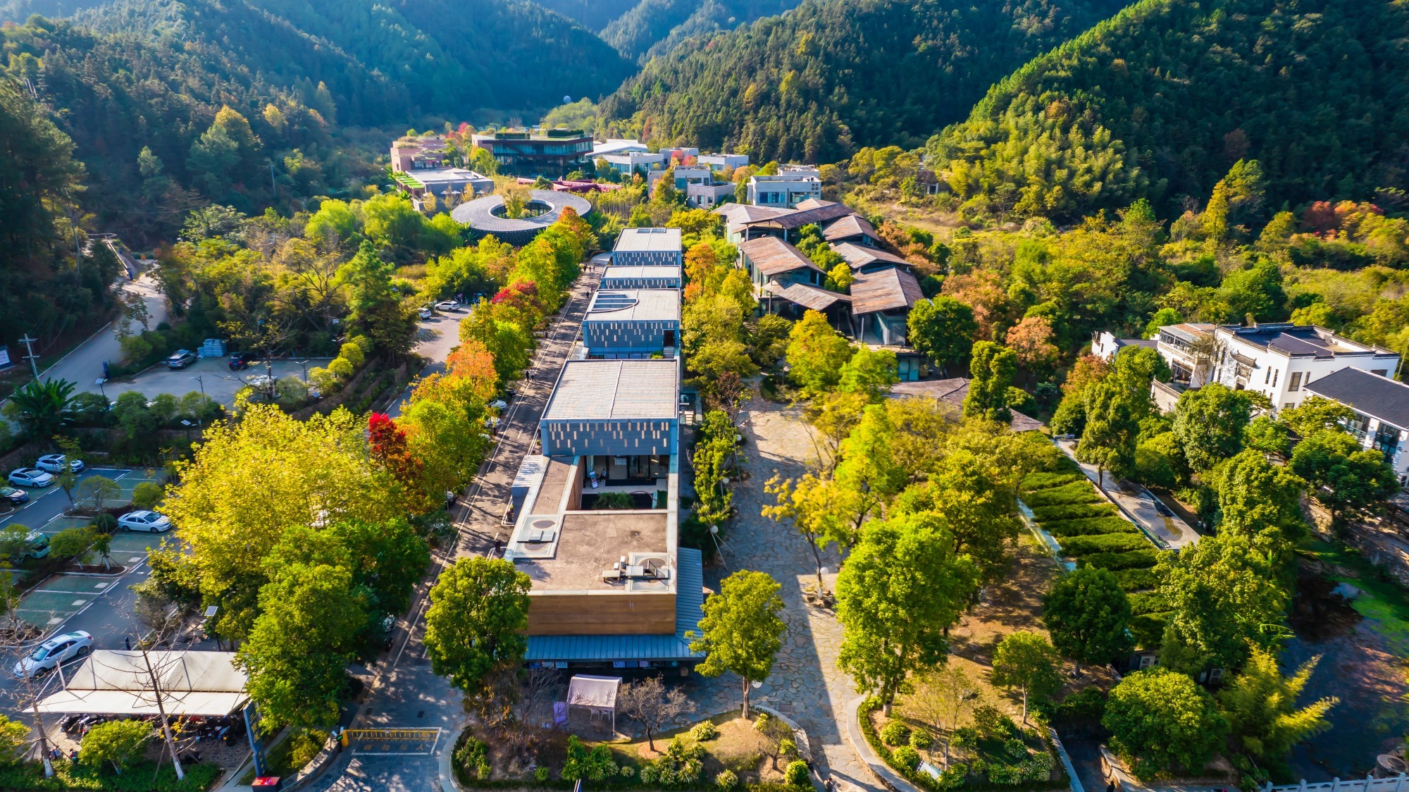 江西景德镇三宝蓬艺术聚落,建筑设计独特,充满了诗意和浪漫