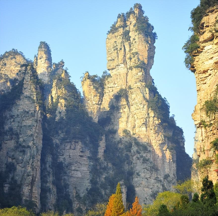 误打误撞,发现"隐秘"山洞!