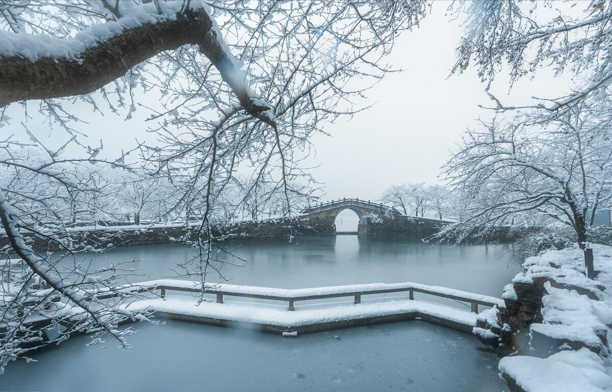 杭州美景 断桥残雪图片