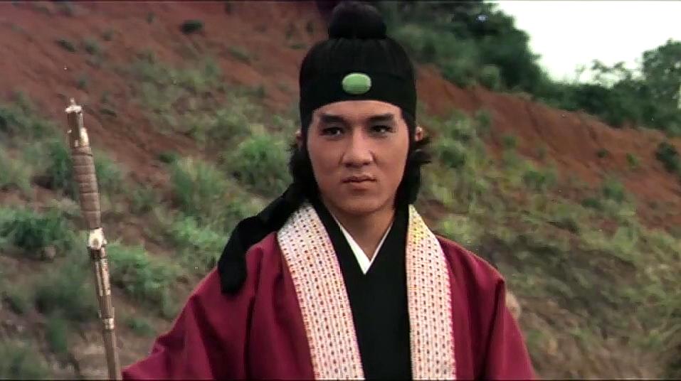 古龙一部作品,书名和故事是为男主角打造的,男主却第一集领盒饭