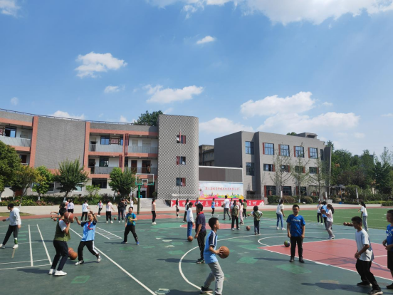 以体育人,共促成长 成都二仙桥学校开展这场技能研讨活动