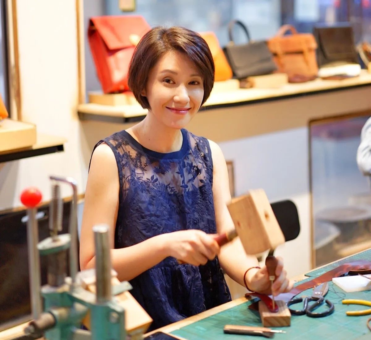 《一路朝阳》郝洋:因《暖春》出圈,50岁的她最大的遗憾是没孩子