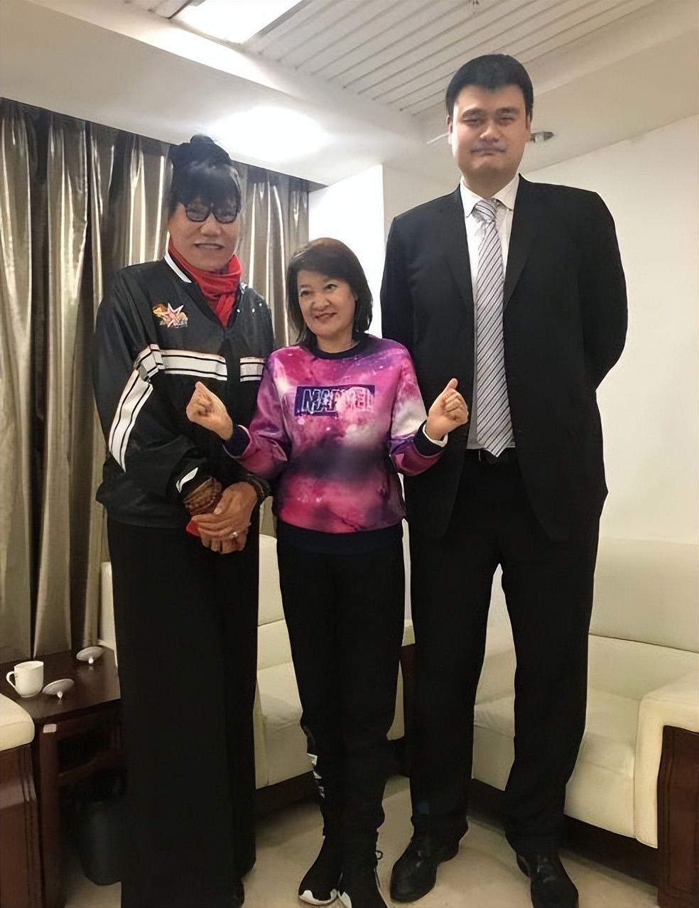 比姚明还高的安徽女巨人,生前梦想只是吃饱饭,最终只活到了41岁