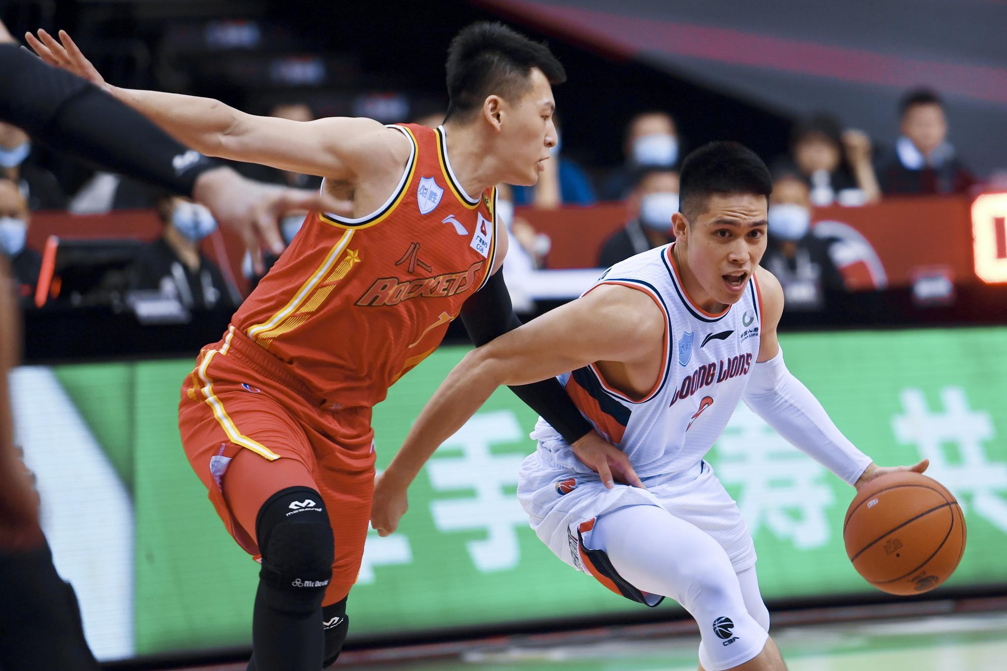 辽宁篮球队成绩稳固,杨鸣的结论非常全面,一名选手成为最大意外