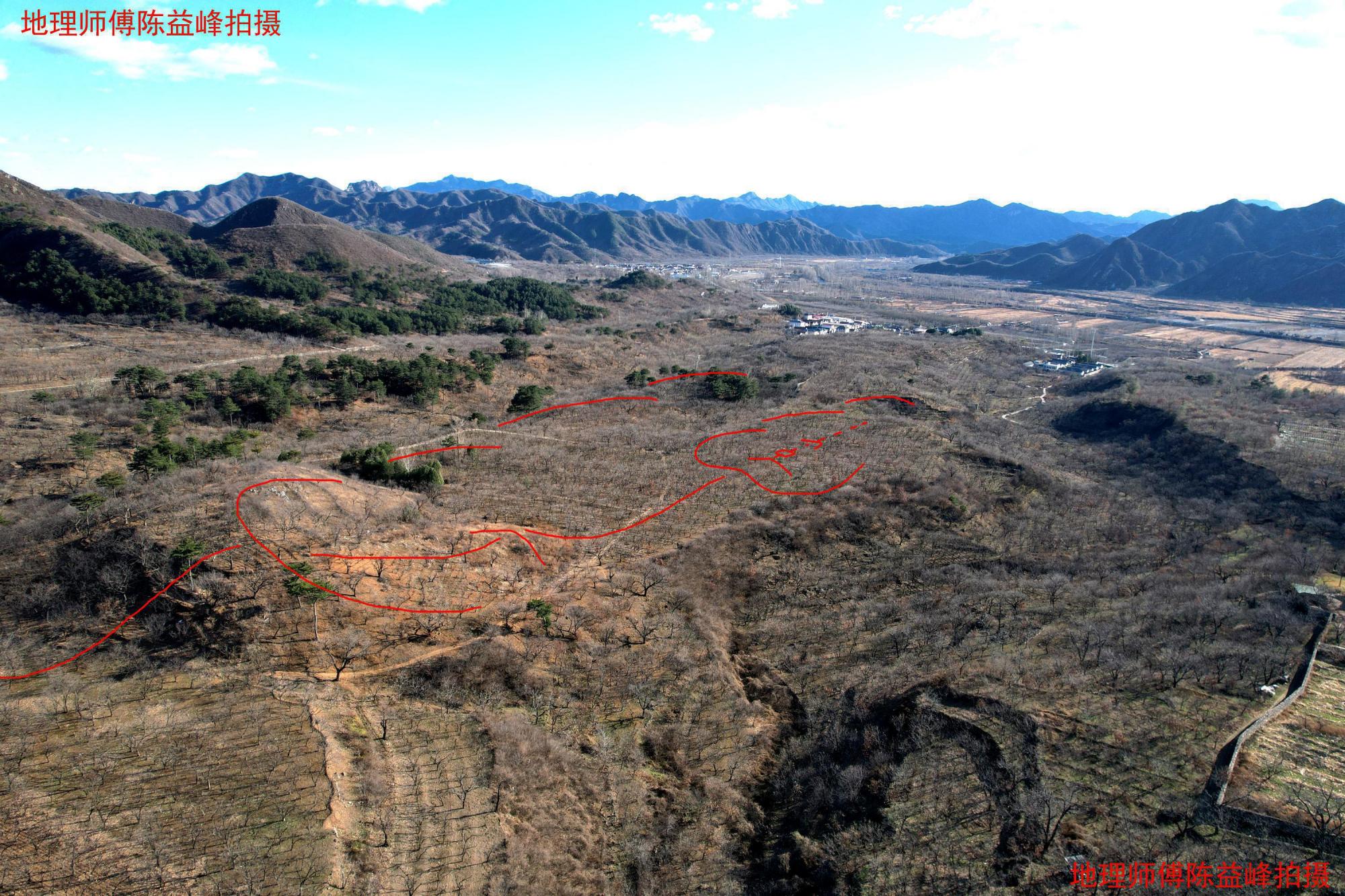 小鹿兒山結穴,懷柔東宮村大墳,為清代張朝璘兄弟為首的祖墳區域