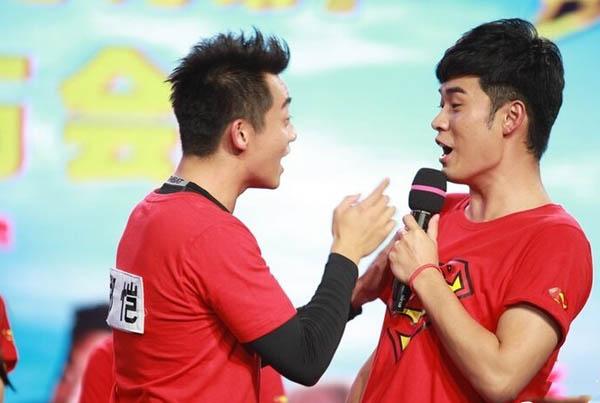 一个宿舍火三个,张殿伦为何只能踏实的演戏?郑恺直言带不动