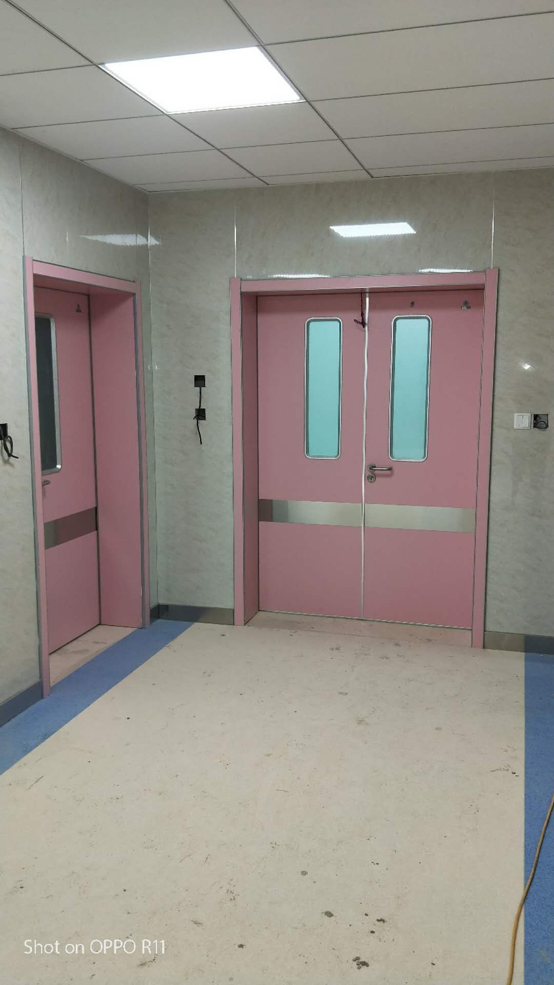 医院病房门:设计要点与功能需求