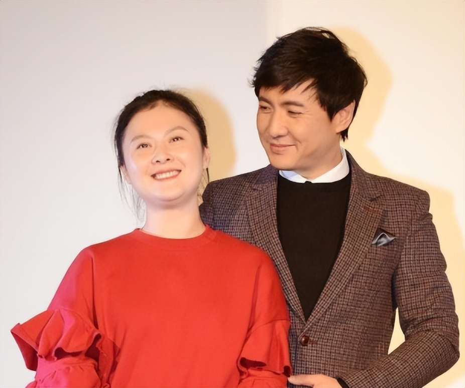 曝喜剧演员大鹏婚变!与小三有娃,虎头虎脑很可爱,网友:就这?