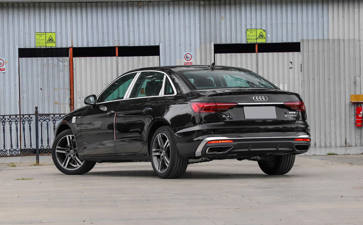 30多万的预算,奥迪a4l和奔驰c级,你会如何选择?