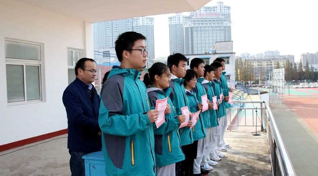 冲刺高考|江苏省运河中学举行2021届高考倒计时200天动员誓师大会