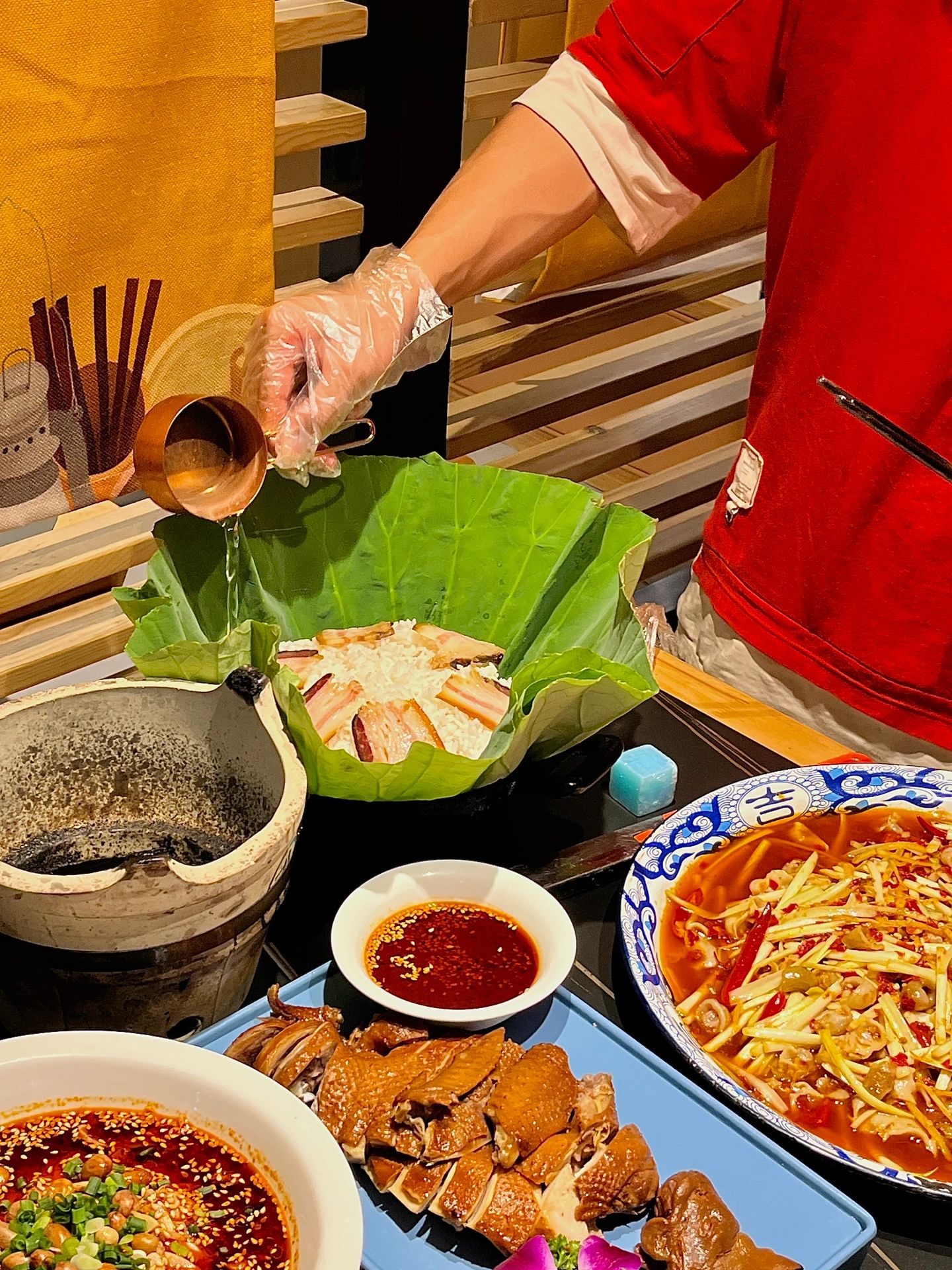 夏天总要为了吃一次荷叶箜饭来成都吧巨香 成都美食