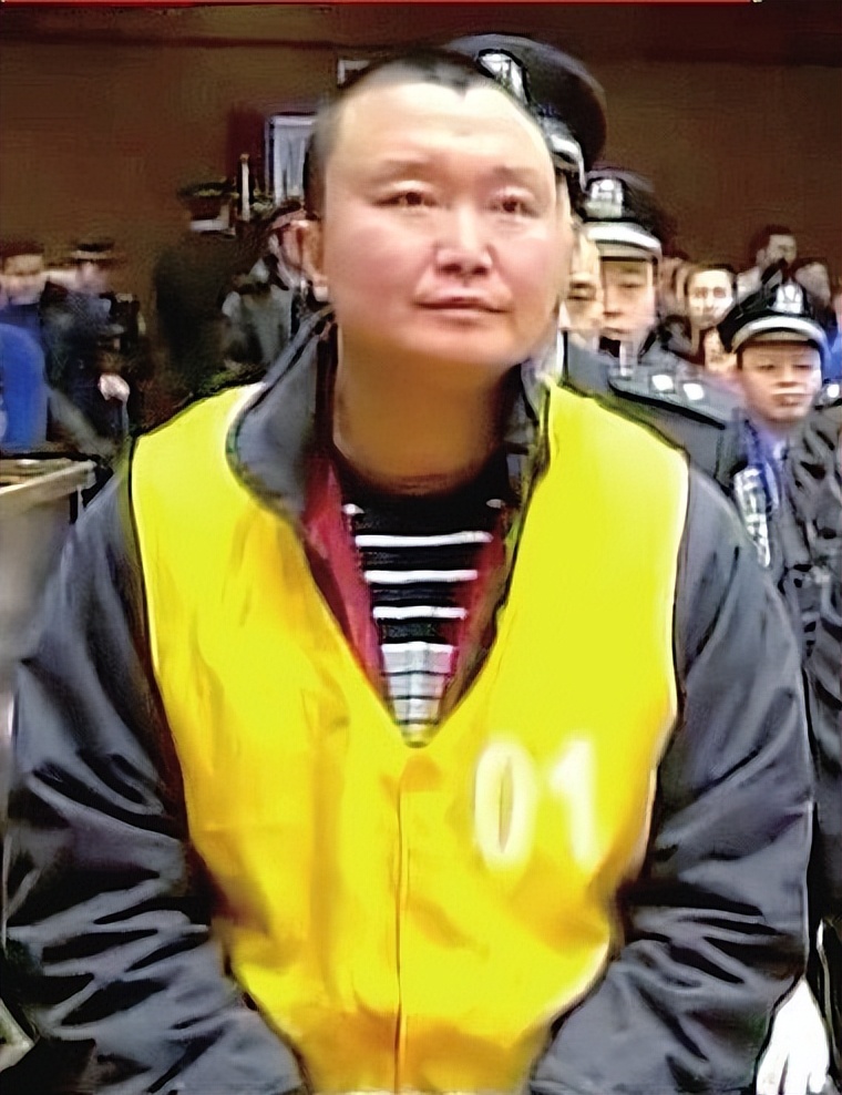 10年龚刚模被抓:我在重庆放高利贷的日子,既日进斗金也刀口舔血