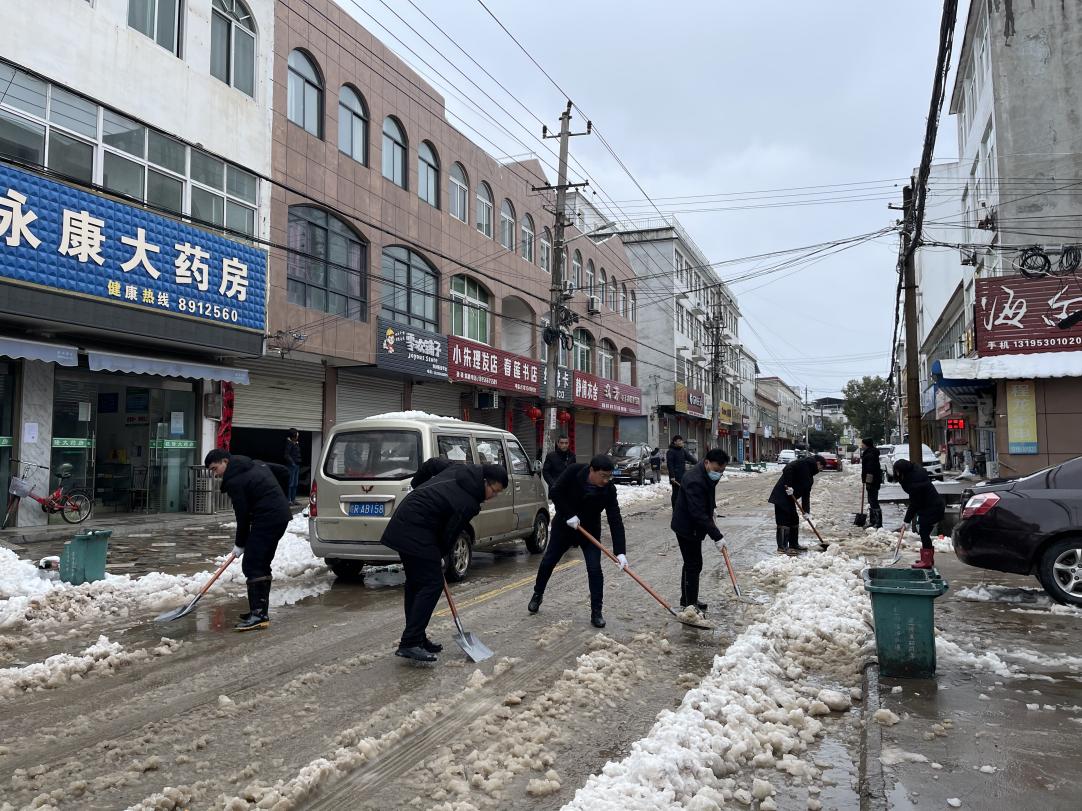东至县胜利镇扎实做好低温雨雪应对工作