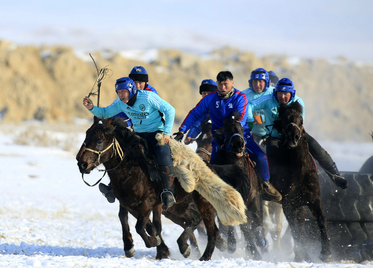 阿勒泰:叼羊比赛 喜迎冬奥