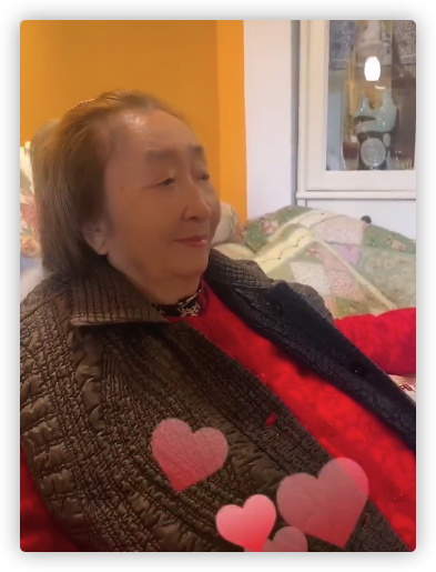 老戏骨彭玉曝近况,低调庆89岁生日打扮喜庆,众亲友现身场面热闹