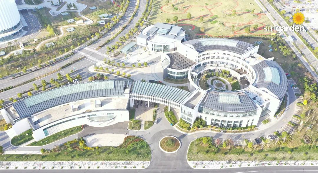 光伏点亮城市知识殿堂,阿特斯赋能大丰图书馆打造低碳建筑典范