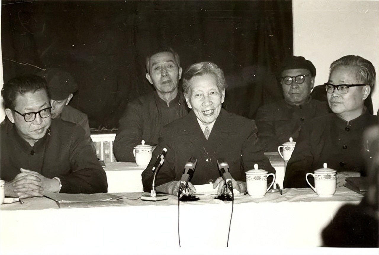 浦氏三姐妹:浦洁修,浦熙修,浦安修