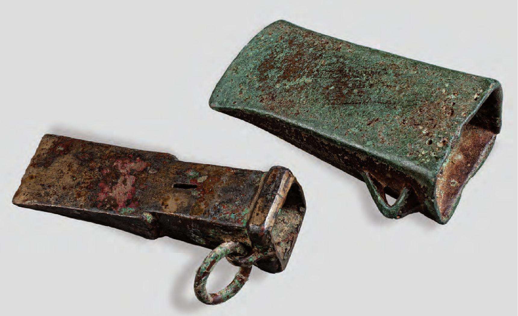 马家乡出土一个谜样的青铜器,它破解了斧斤是两种器物的谜团