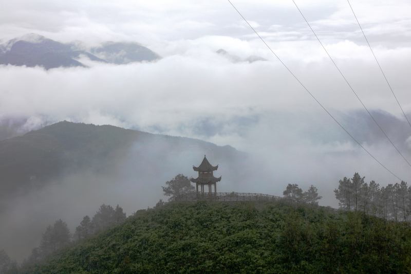 重慶巫山官渡云雨如仙境