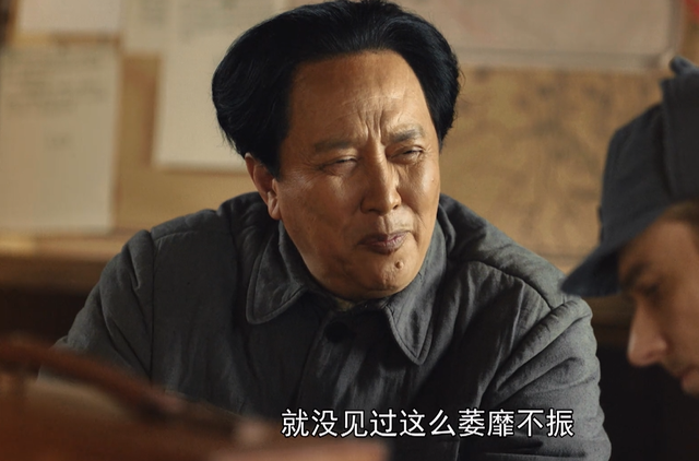 《大决战》粟裕为何主动撤离潘塘?邱清泉大做文章,老蒋攀附失策