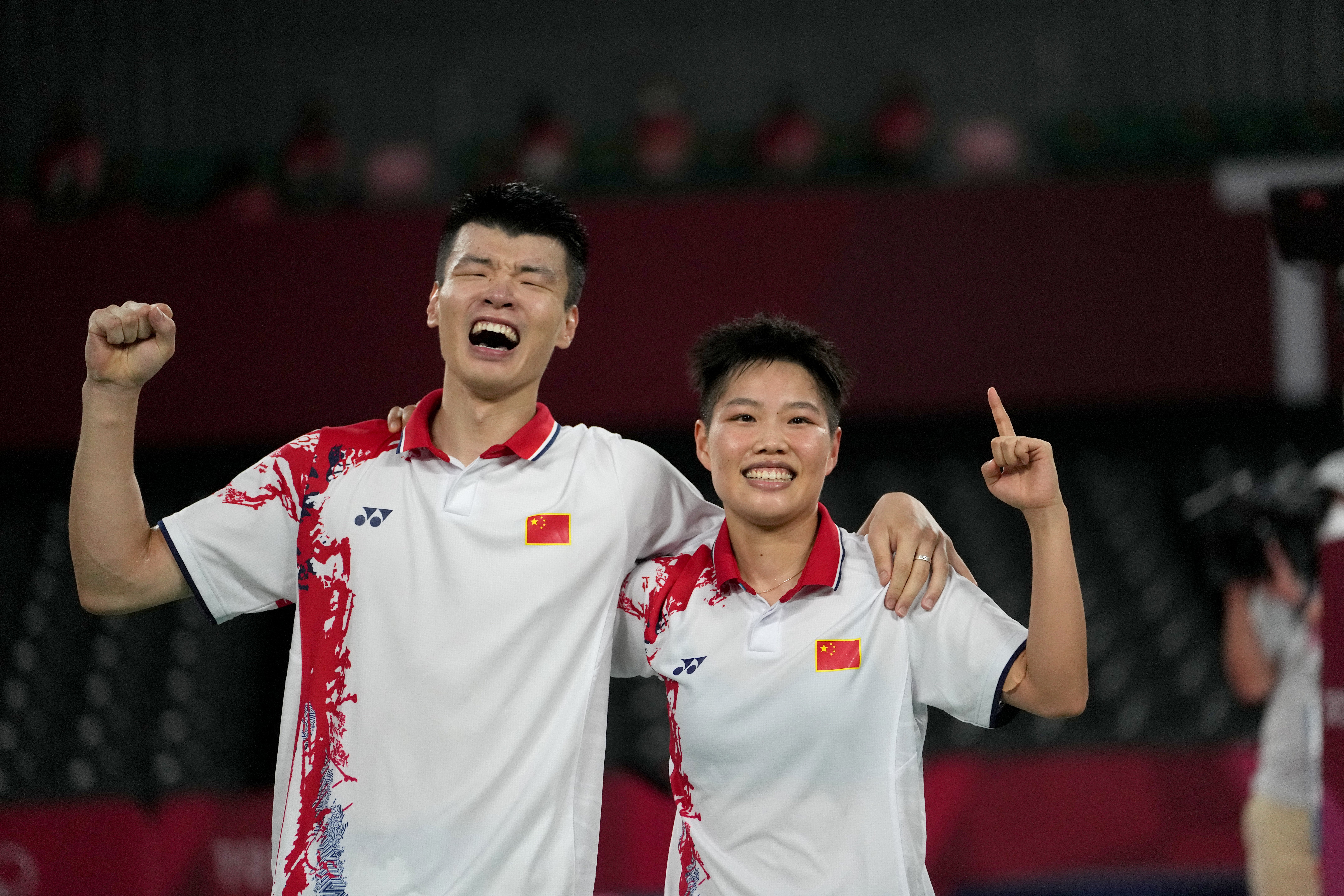 羽毛球——混合双打:王懿律/黄东萍夺冠