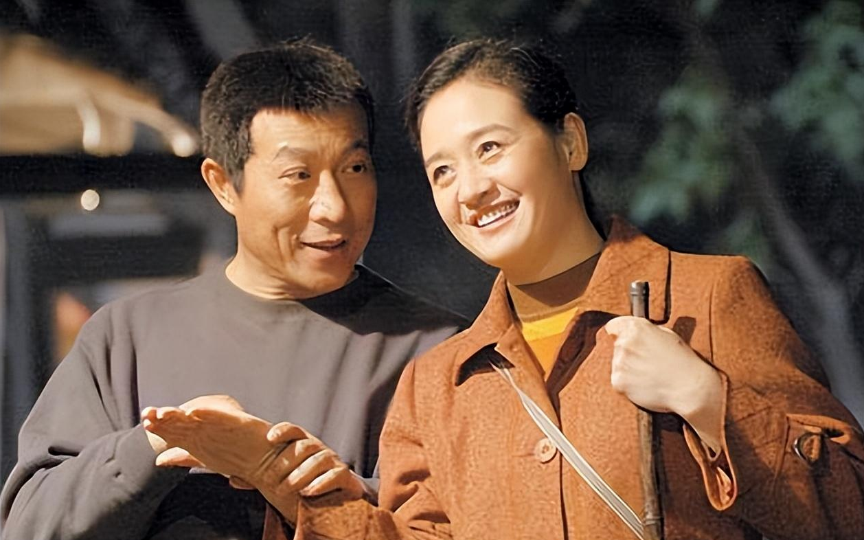 伍宇娟前男友吸毒跳楼被前夫误会儿子身世如今58岁仍单身