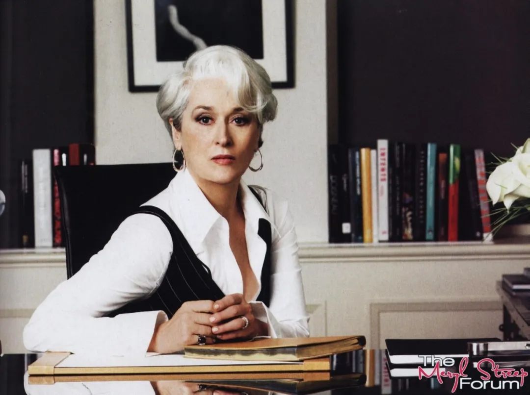 "时尚女魔头"传记问世,《壮志凌云2》首映|朵云视野