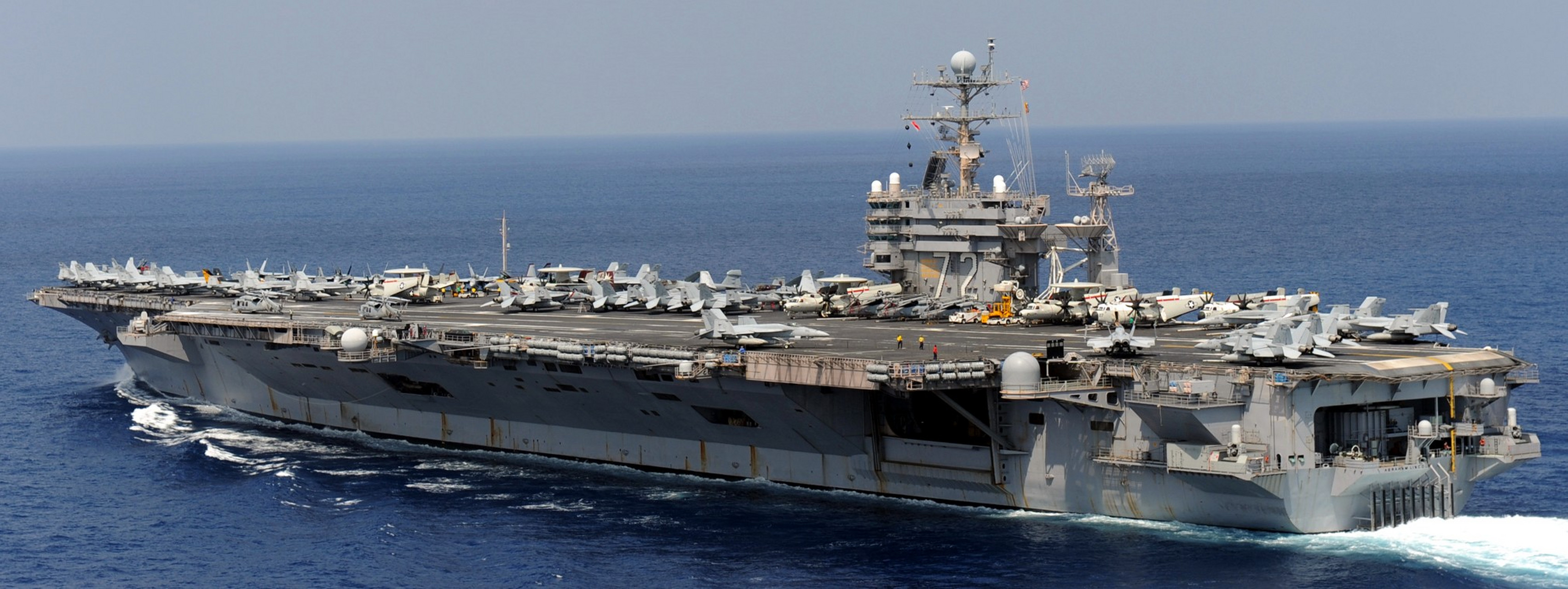 美国核动力航母"林肯"号再次发生火灾,舰上无人伤亡  据美国海军学会