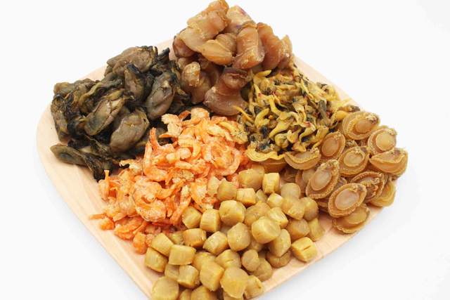 粤菜谱75期 广东大排档菜 姜葱焗生蚝煲的做法 李锦记旧庄蚝油