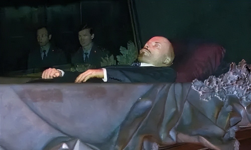 列宁去世99年,遗体只剩下10%,为何每年还要耗费百万美元防腐?