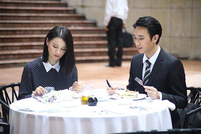 tvb艺人李豪因《七公主》律师角色圈粉,疑似与仙气女神有感情线