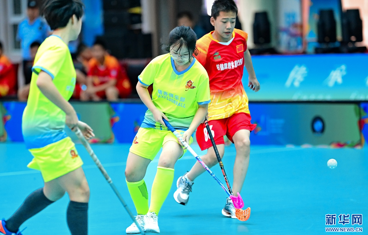 杭锦旗软式曲棍球全国公开赛开赛