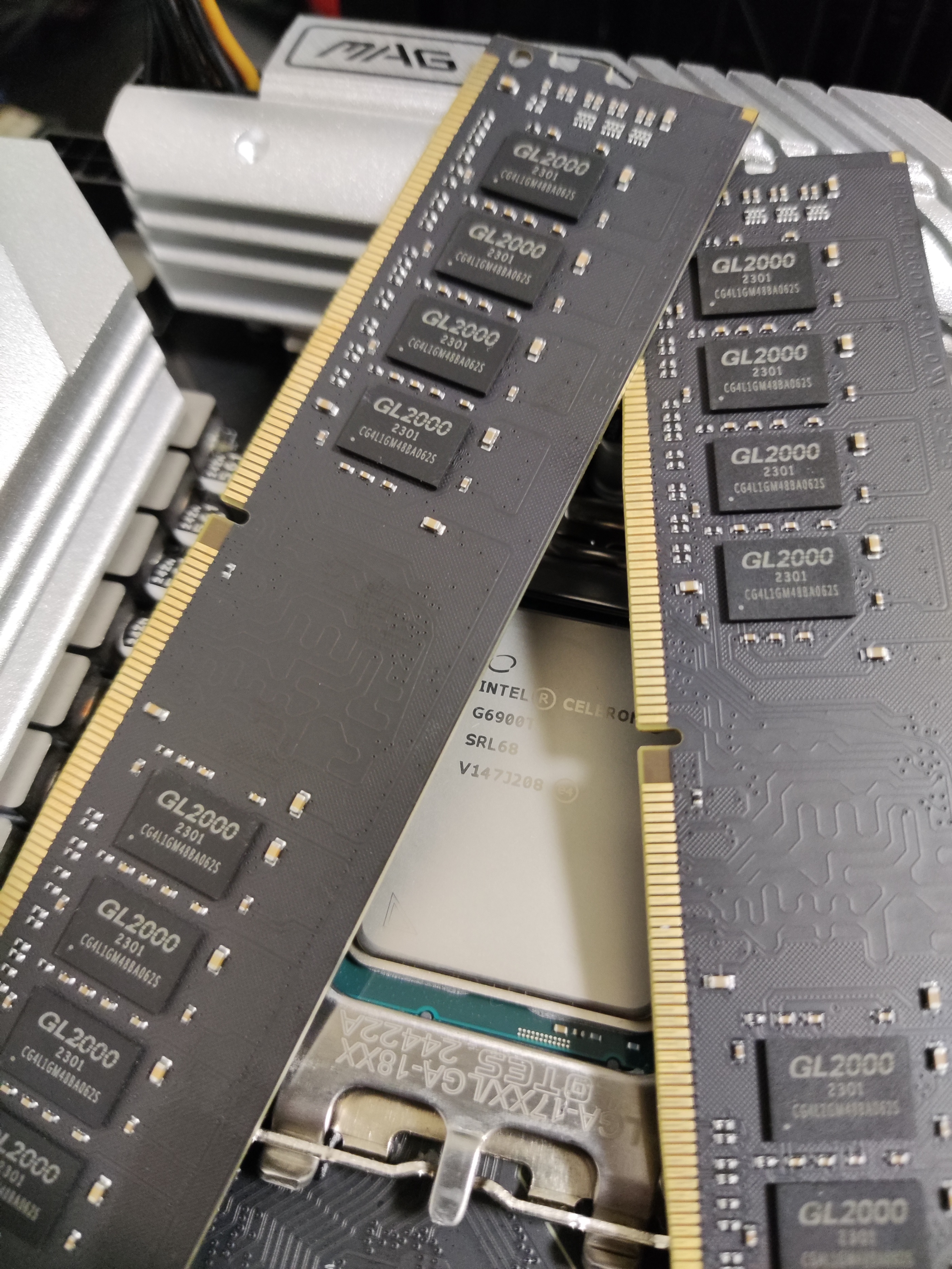 100元bdieddr48g容量内存条13代隐藏彩蛋3200c11延迟50金邦gl2000