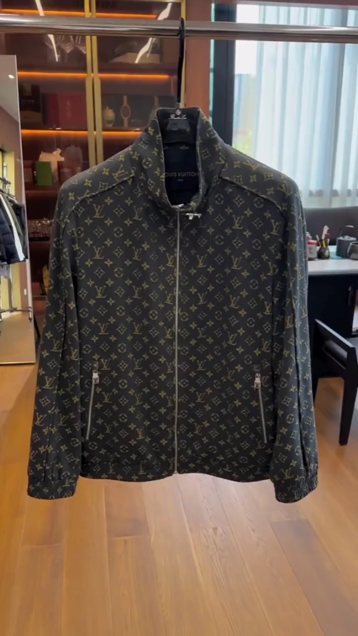 lv路易威登2025ss早秋新款男士休闲外套 舒适百搭时尚