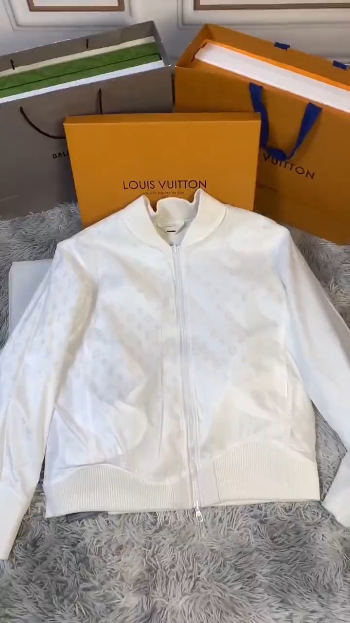 lv路易威登2025ss早秋新款男士休闲外套,贵气百搭帅气