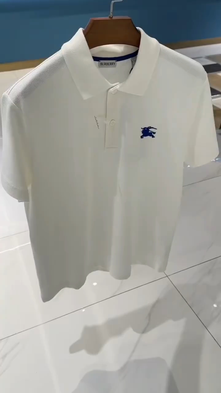 巴宝莉胸前战马徽标刺绣polo衫短袖