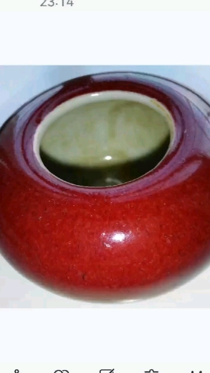 请欣赏郎窑红水盂