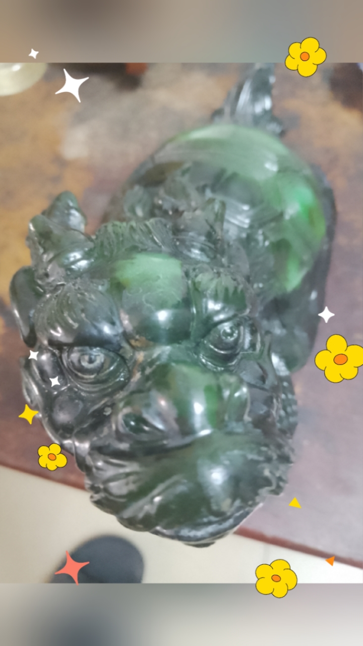 龙头龟身翡翠帝王绿