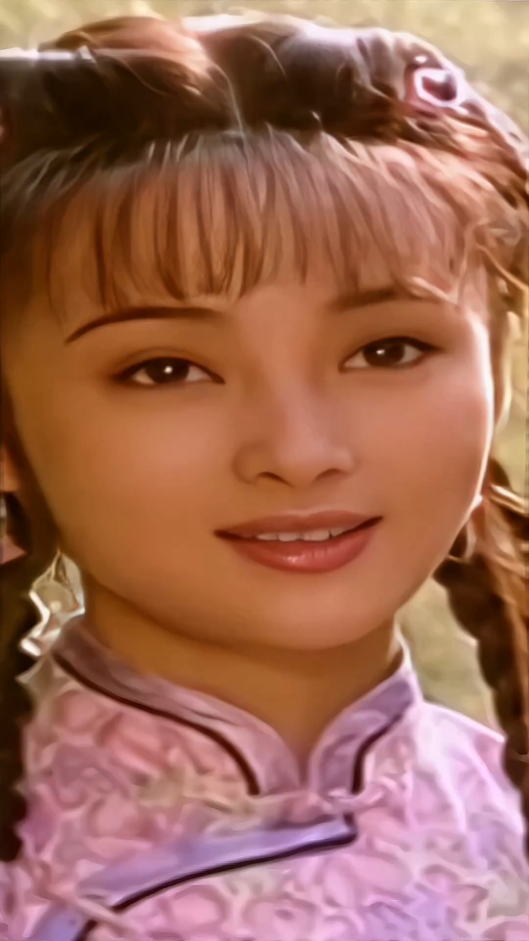 "琼女郎"蒋勤勤和朱茵,一个比一个美艳!你更喜欢哪个呢?