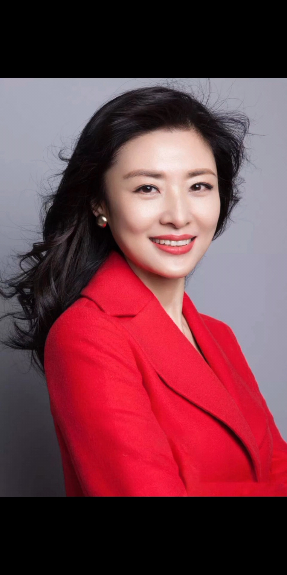 周涛美照时刻(图片资料来自网络)