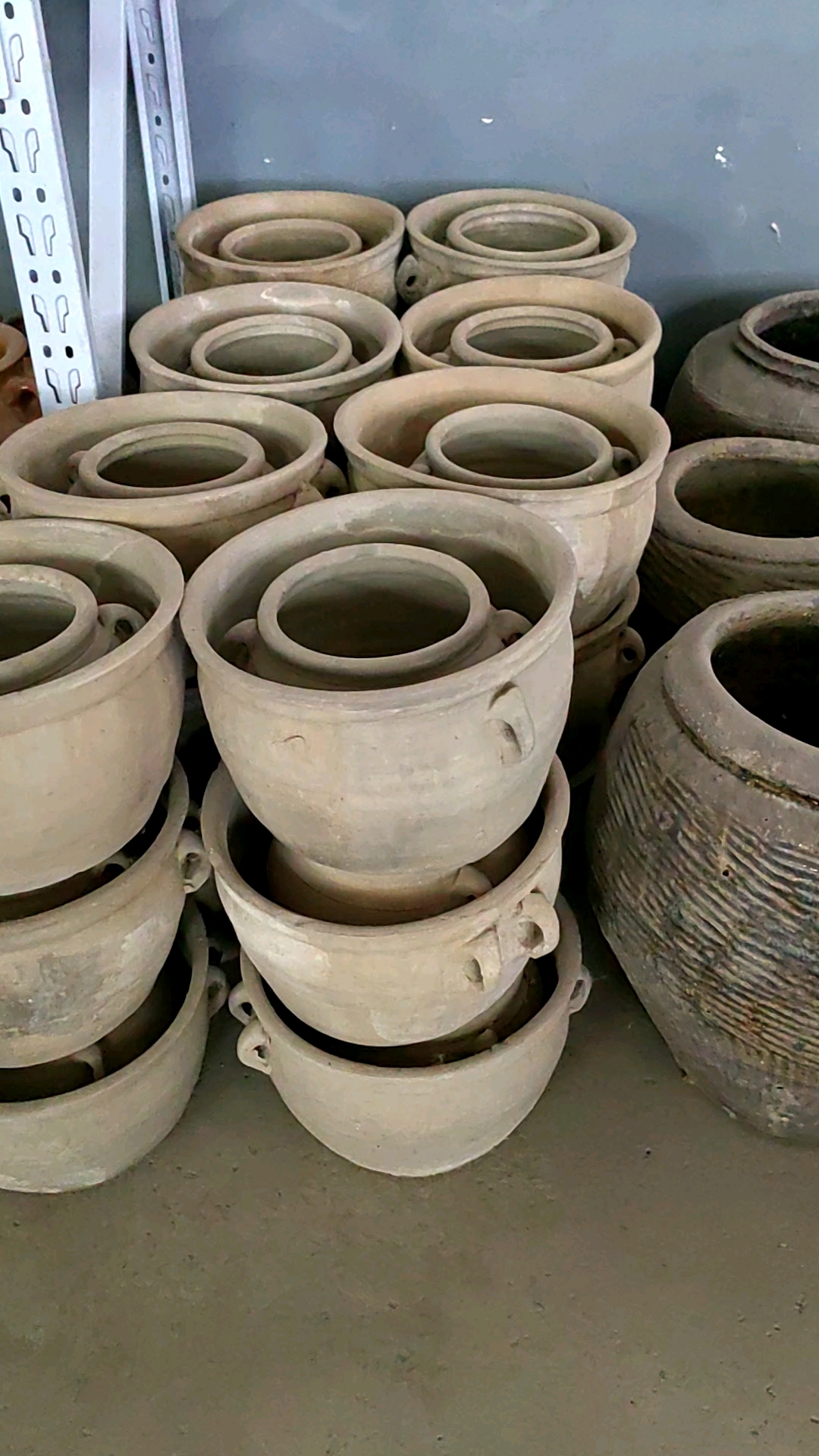 70年代的尿罐子,透水透气性好养花神器