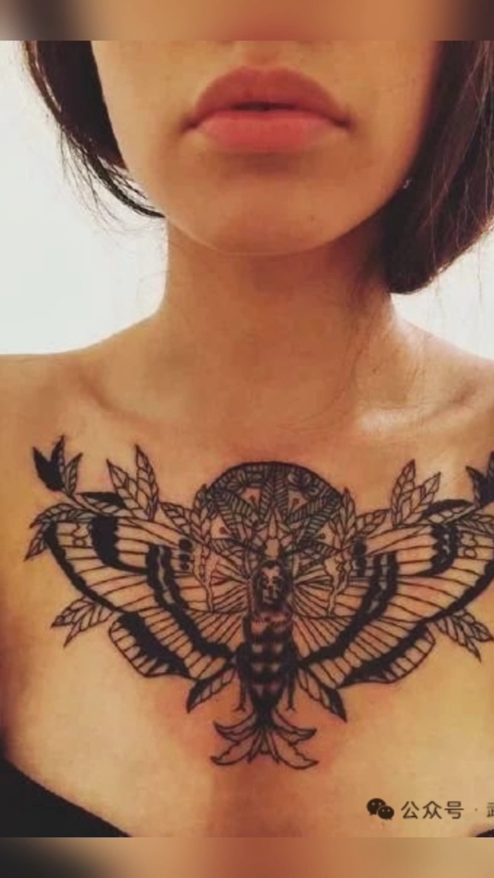 一组适合女性的胸部纹身图案欣赏
