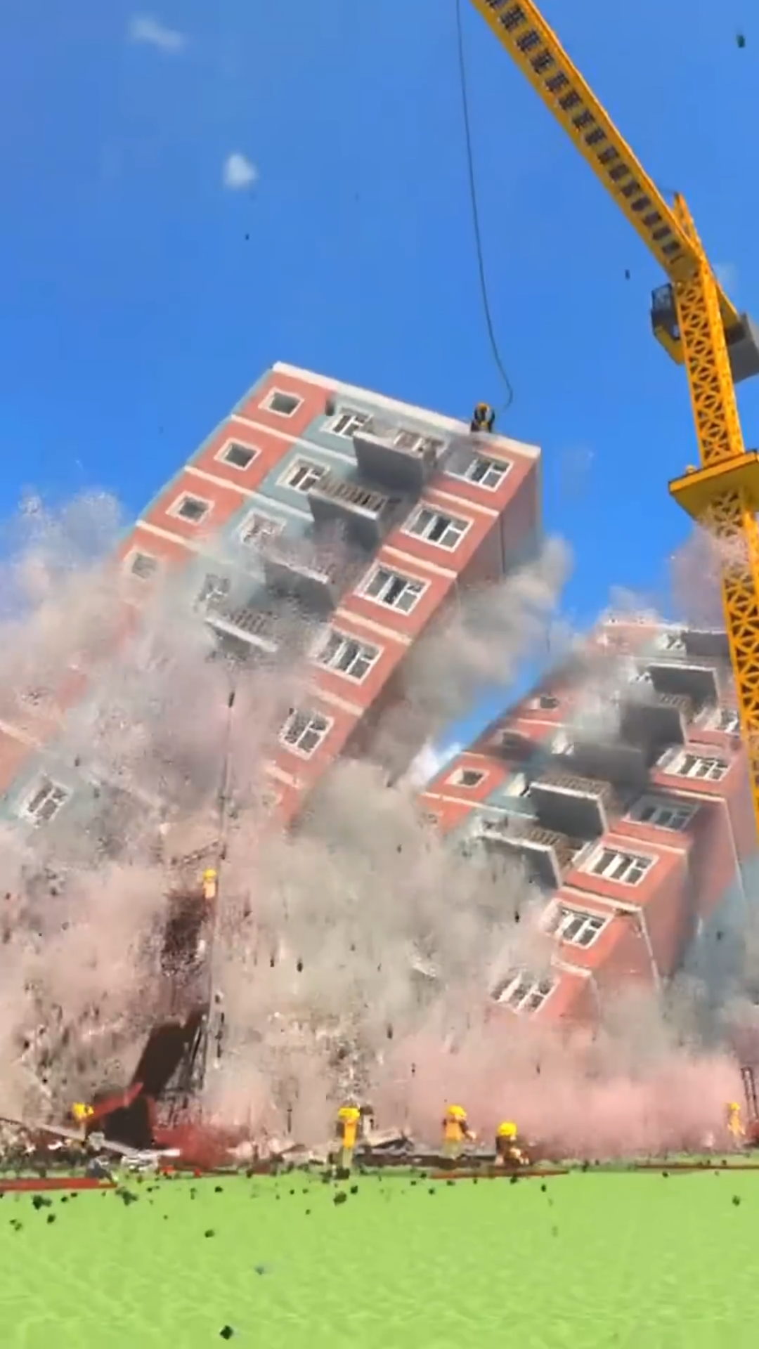 楼房瞬间坍塌摧毁