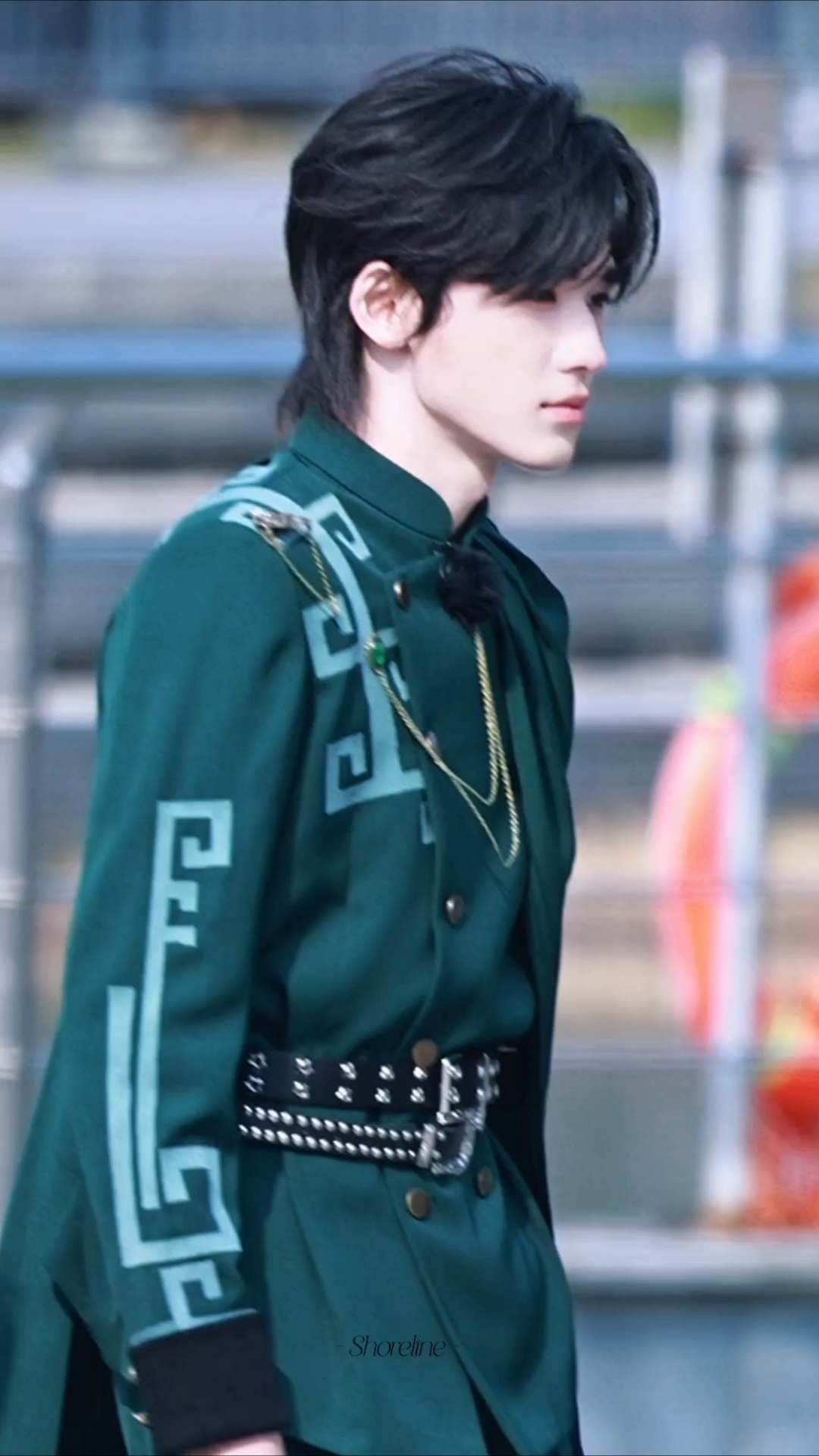 宋亚轩今天新综的路透cos怎么这么帅啊啊啊