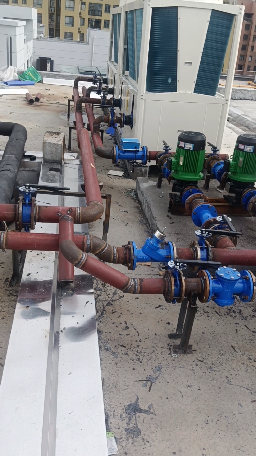 风冷模块管道安装