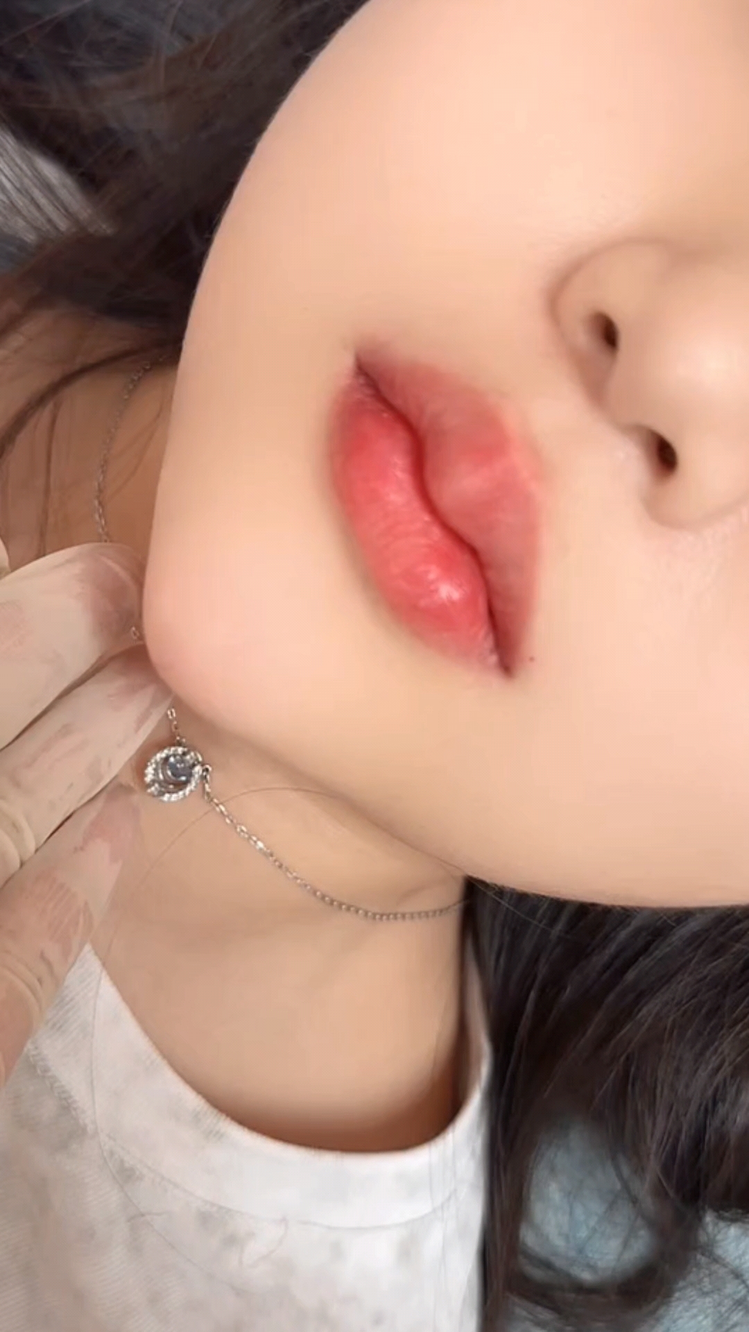 幼态微笑唇嘟嘟唇