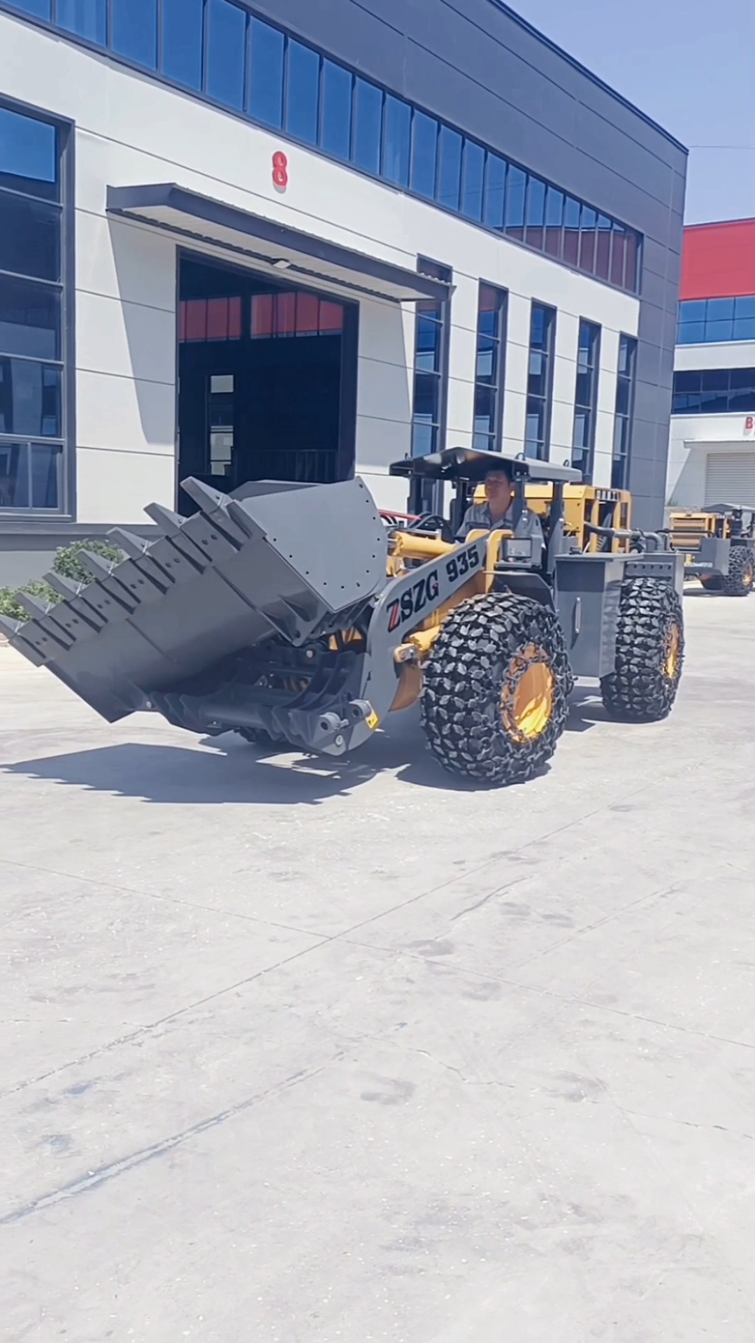 935矿用井下卧式装载机铲车