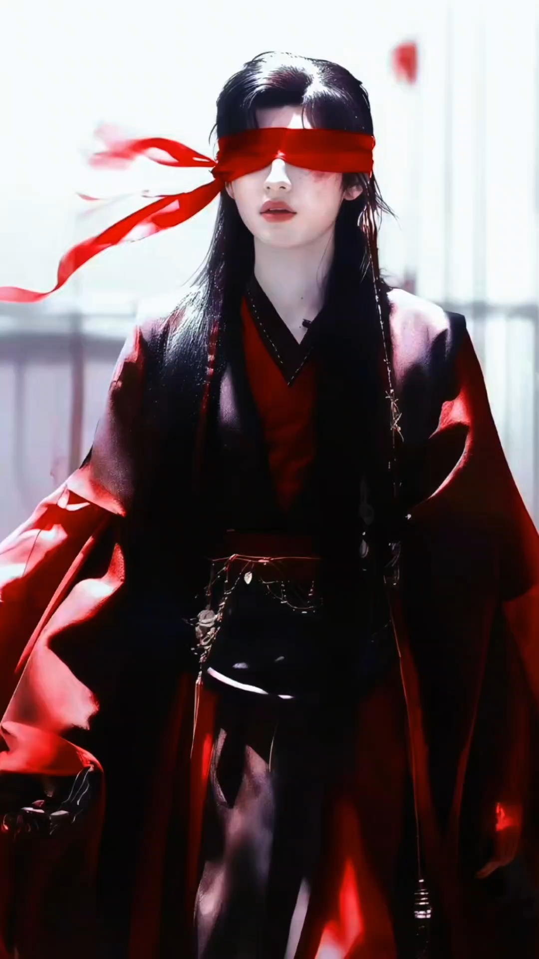 红衣古装少年 宋亚轩