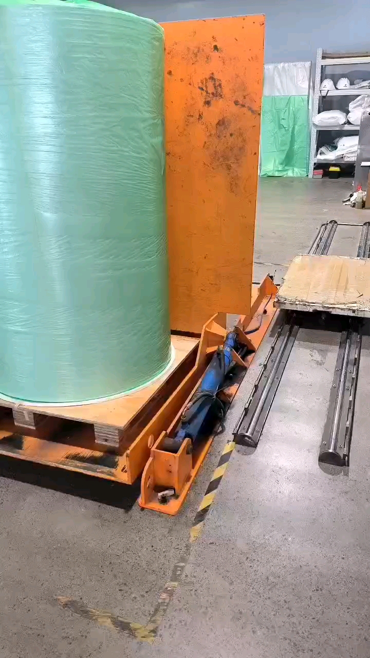 90度液压纸卷翻转机