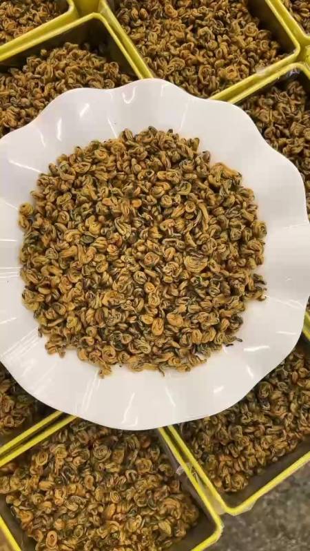 喁喁高端茶礼茶中贵族健康茶新茶蜜香金螺